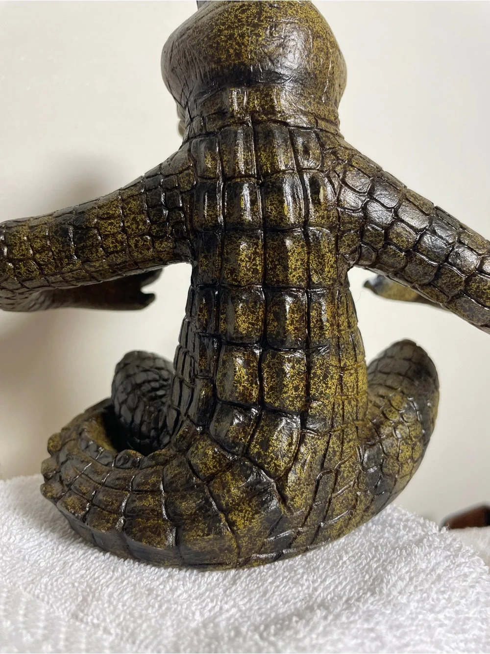 Vintage Cast Resin Alligator Crocodile Figurine Whimsical Reptile Decor 6.5